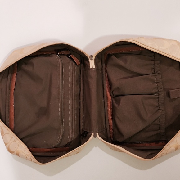 Vintage Y2K Coach Yellow Signature Canvas Travel Toiletries Bag - Picture 4 of 4