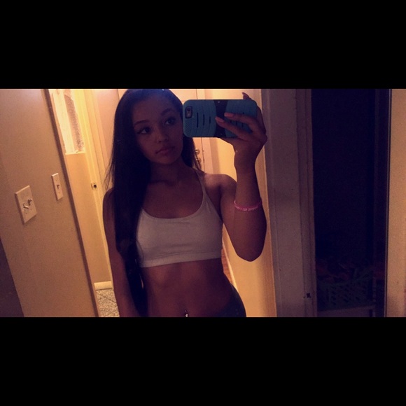 Meet your Posher, Ina - Picture 1 of 1