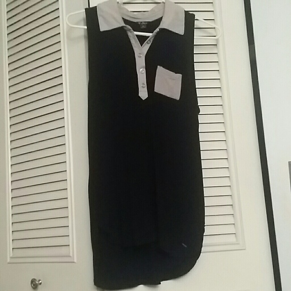 Guess sleeveless top
