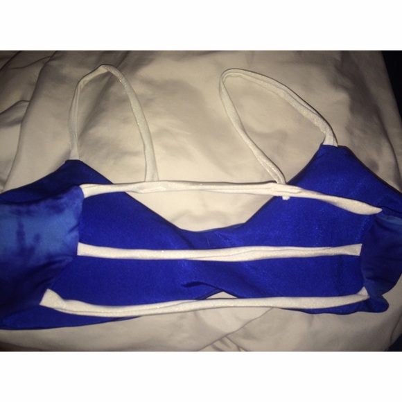 Reversible Bathing Suit top - Picture 3 of 3