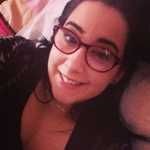 Meet your Posher, Meagen