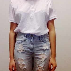 Light washed high rise destroyed jeans