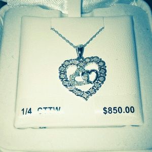 Beautiful Diamond Heart Pendant Necklace