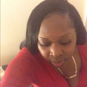 Meet your Posher, Shana