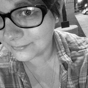 Meet your Posher, Leah