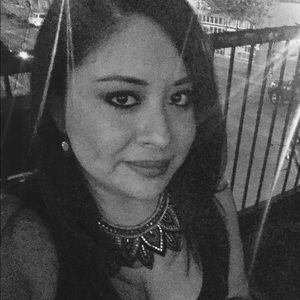 Meet your Posher, Lisa