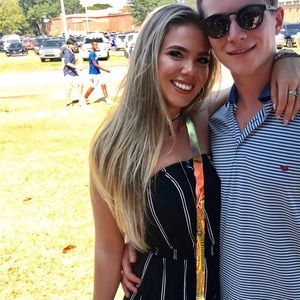 Meet your Posher, Carrie