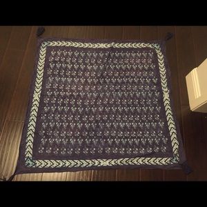 BEAUTIFUL BLUE TAPESTRY😍