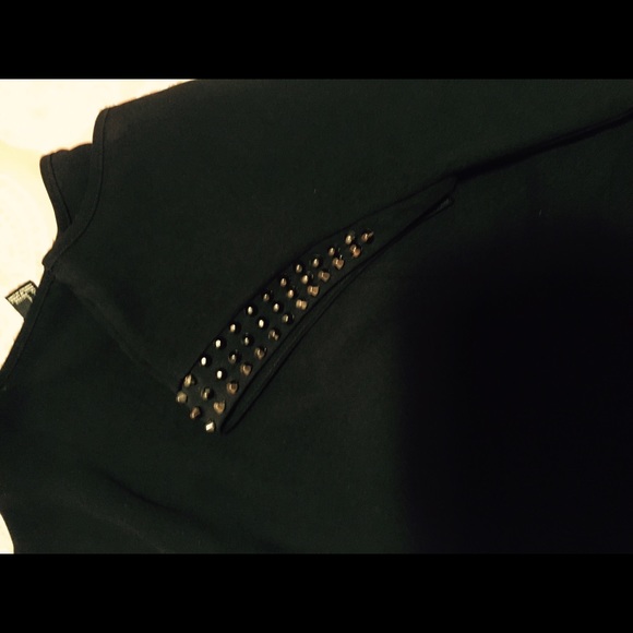 Spike cap sleeve high low tunic - Picture 4 of 4