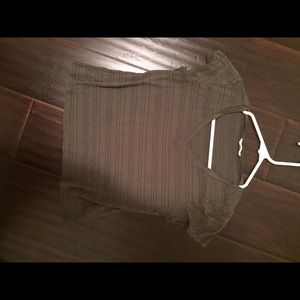 CUTE GREEN STRIPPED CROP TOP😍