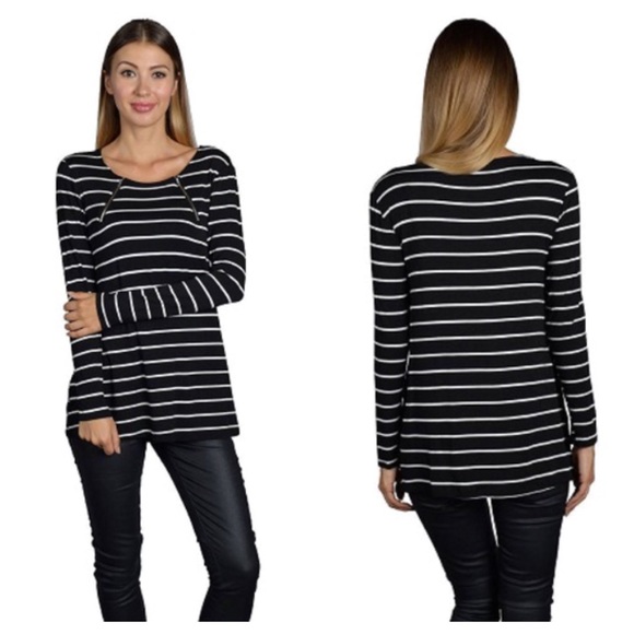 Boutique Tops - ❤️20% off bundles! B/W striped top (S L)