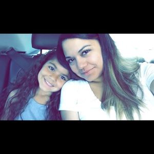 Meet your Posher, Cynthia