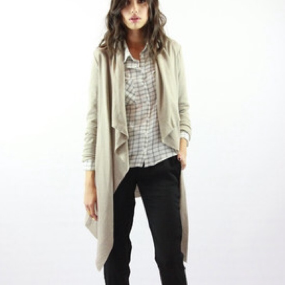 Drape cardigan - Picture 2 of 3