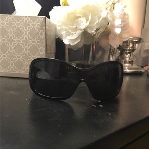 dolce and gabbana sunglasses big frame pitch black