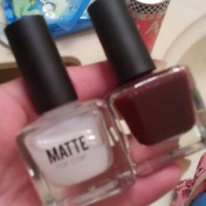 Brand new burgundy nail polish/top coat (matt)