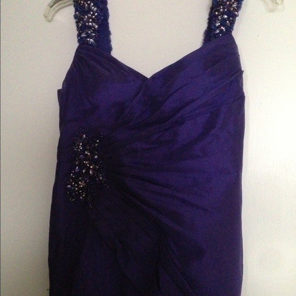 Purple prom / evening gown