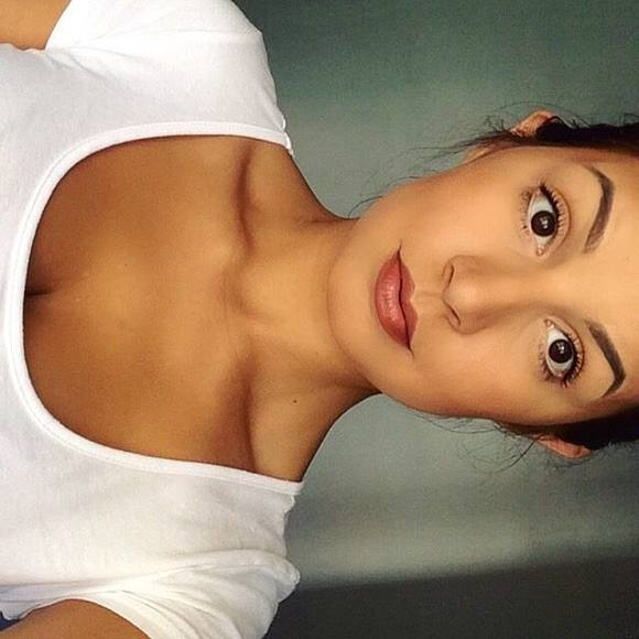 Meet your Posher, Marissa - Picture 1 of 1