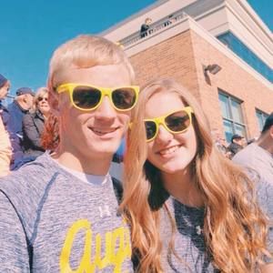 Meet your Posher, Mackenzie