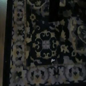 Meet your Posher, Leticia