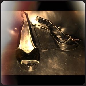 BCBG pumps