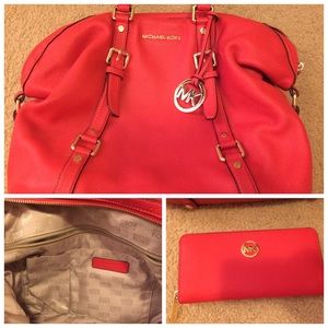 Michael Kors purse w/ matching wallet