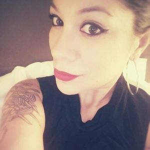 Meet your Posher, Marissa