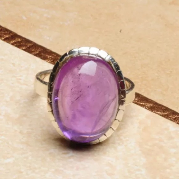 Round Amethyst Ring