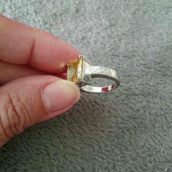 🌾Yellow CZ 925 Silver🌾 - Picture 3 of 3