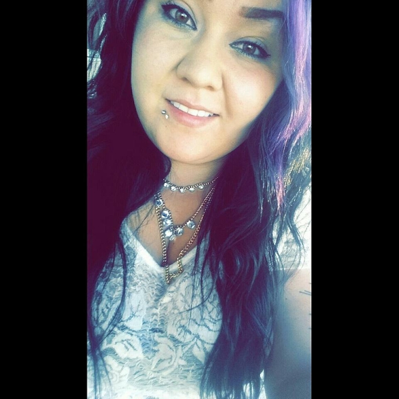 Meet your Posher, Krystal - Picture 1 of 1