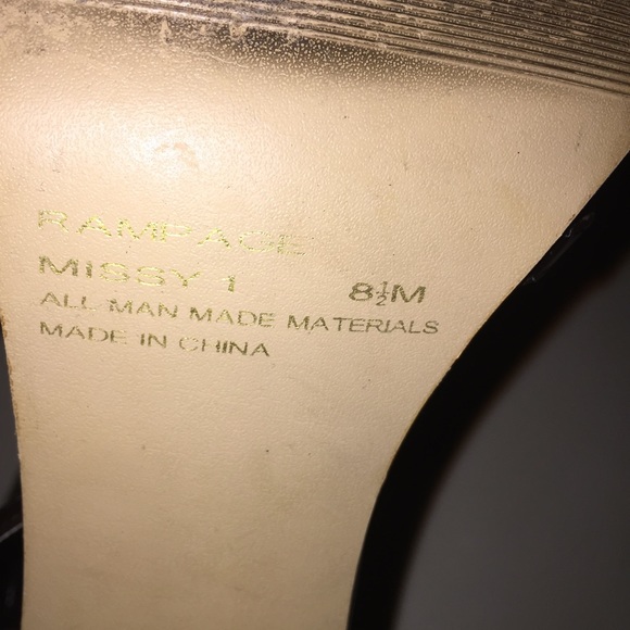 Dark brown strappy heels for any occasion. - Picture 2 of 4