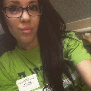 Meet your Posher, Ashley