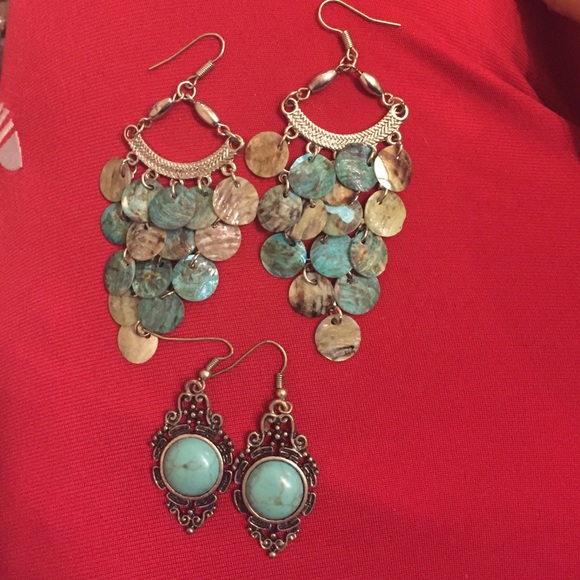Turquoise earring pair