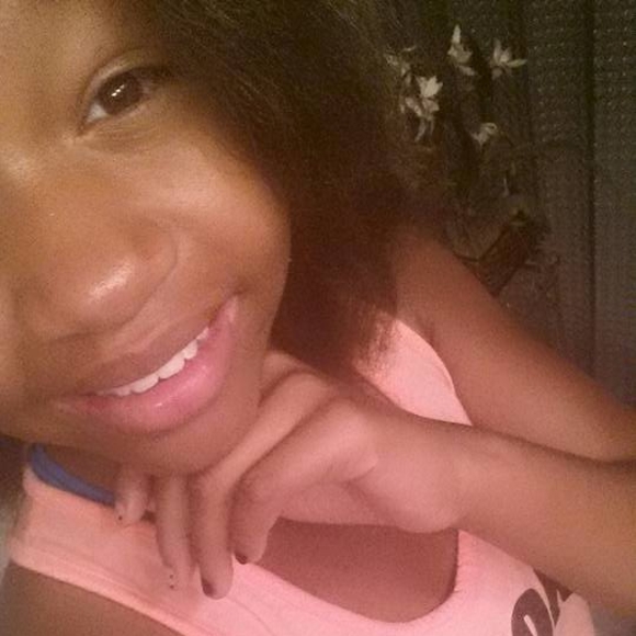 Meet your Posher, Ana - Picture 1 of 1