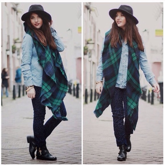 ZARA Style Navy Blue Tartan Plaid Blanket Scarf