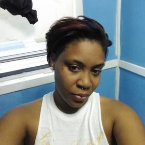 Meet your Posher, Chanel