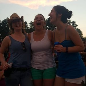 Meet your Posher, Lindsey