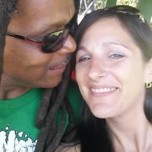 Meet your Posher, Ami