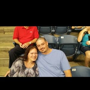 Meet your Posher, Leonora