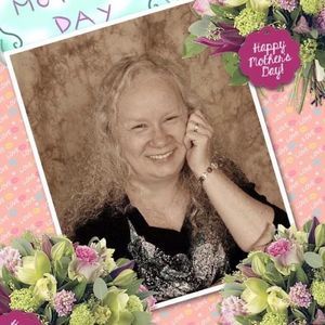 Meet your Posher, Dolly