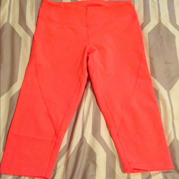 Zella 'Live in 2' capris