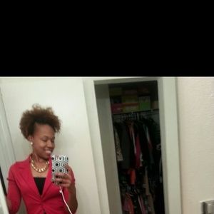 Meet your Posher, Janeal