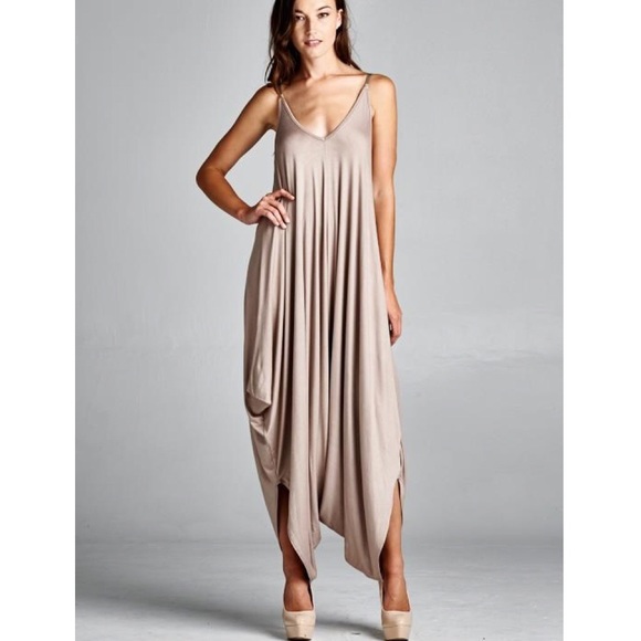 "Requiem" Loose Harem Jumpsuit - Picture 4 of 4