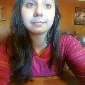 Meet your Posher, Chloe