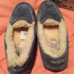 BRAND NEW ANSLEY UGGS