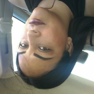 Meet your Posher, Vanessa