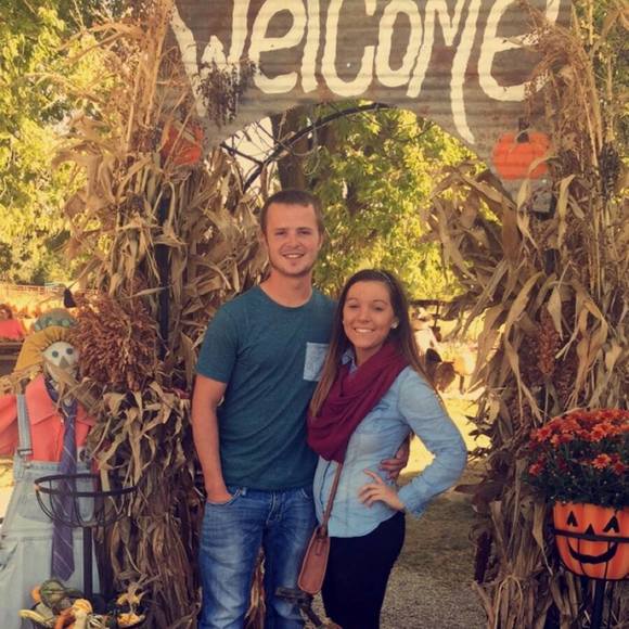 Meet your Posher, Carli - Picture 1 of 1