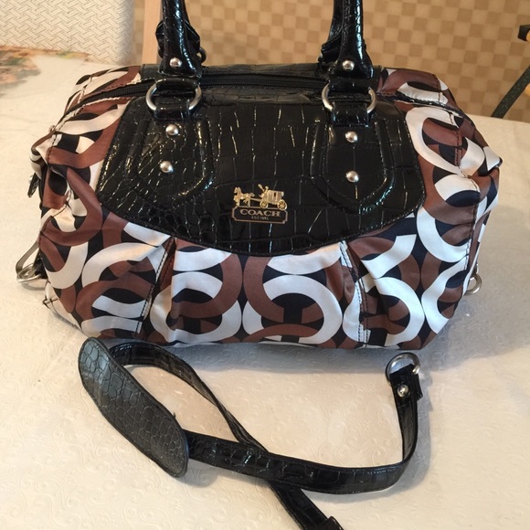 Coach Handbags - Coach hand bag with shoulder strap.