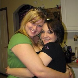 Meet your Posher, Hillary