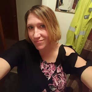 Meet your Posher, Becky