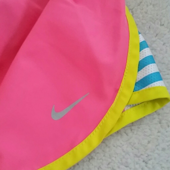 🚫SOLD!! Nike Tempo Running Shorts - Picture 2 of 3